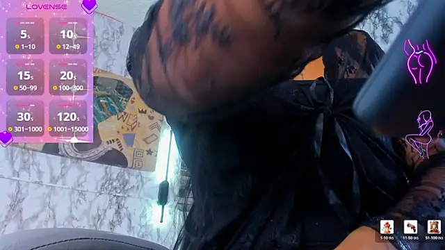 Snapshot of Dayana_20cm chatting on February 1, 11:53 am Dayana 20cm online show from February 1, 11:53 am