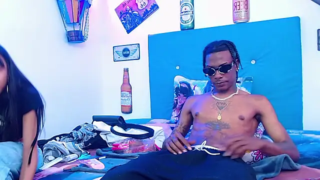 lili roussi online show from February 20, 9:04 pm