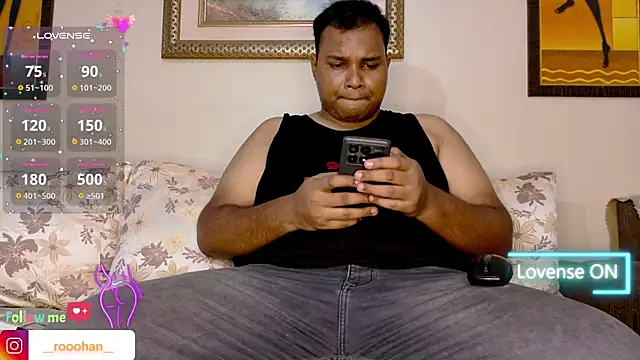 Snapshot of Naughty_Rohan_ chatting on May 15, 6:42 am Naughty Rohan online show from May 15, 6:42 am