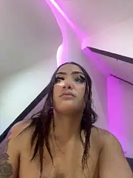 iamsara 21 online show from April 12, 5:45 am