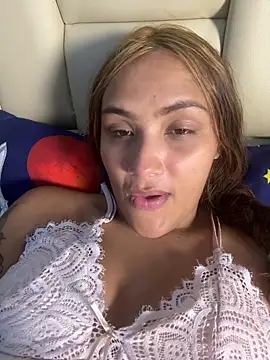 iamsara 21 online show from May 28, 5:10 pm
