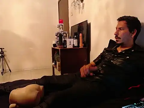 Snapshot of David_Blake69 chatting on October 12, 4:55 am David Blake69 online show from October 12, 4:55 am