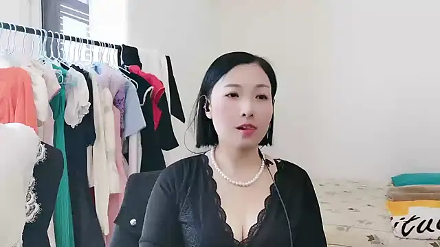 Rachel-6600 online show from November 26, 3:18 am