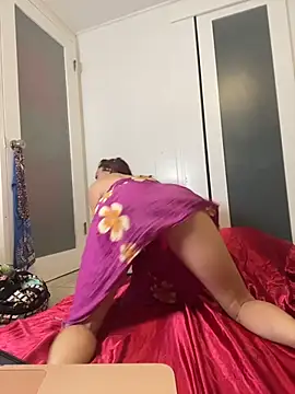 SusieandLacey online show from July 21, 6:27 am