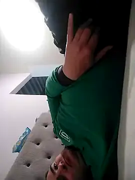 Snapshot of Andy-rtg chatting on November 8, 12:00 am Andy-rtg online show from November 8, 12:00 am