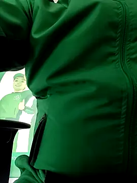 Snapshot of Andy-rtg chatting on December 16, 4:23 pm Andy-rtg online show from December 16, 4:23 pm