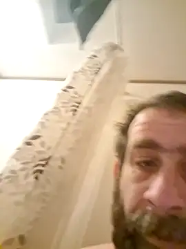 mayg online show from March 31, 9:10 am