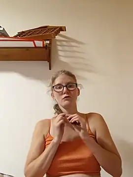 Gripenchipes online show from June 26, 7:18 pm