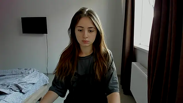 LilyHaart online show from September 23, 4:37 am