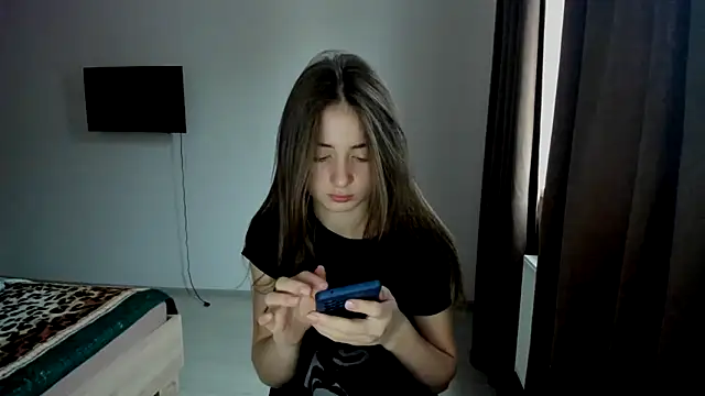 LilyHaart online show from November 7, 5:29 am