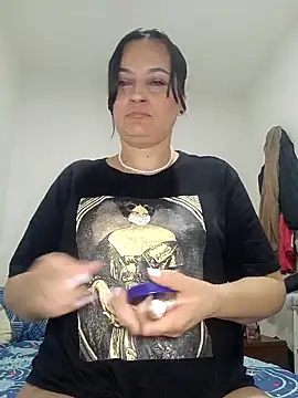 megan milf79 online show from April 12, 12:26 am