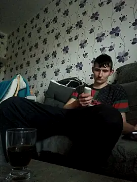 ThePython666 online show from November 1, 2:41 pm