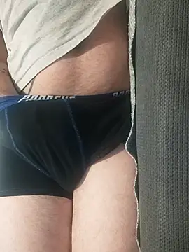 gui67675 online show from October 2, 6:20 am