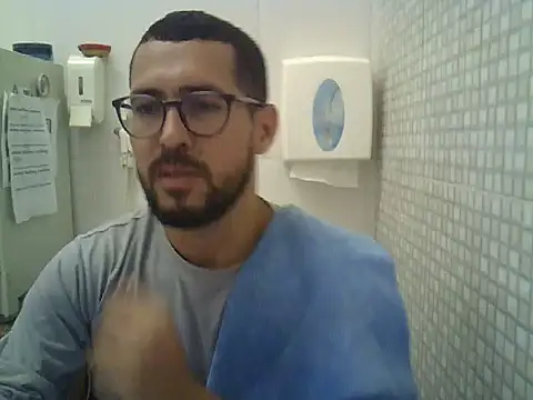 pdasgyn online show from December 4, 2:26 pm