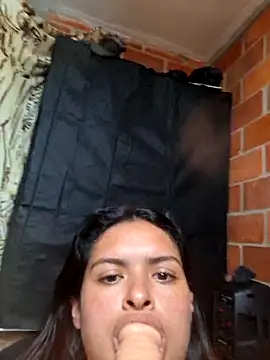 diablitaxhot online show from May 28, 4:48 pm