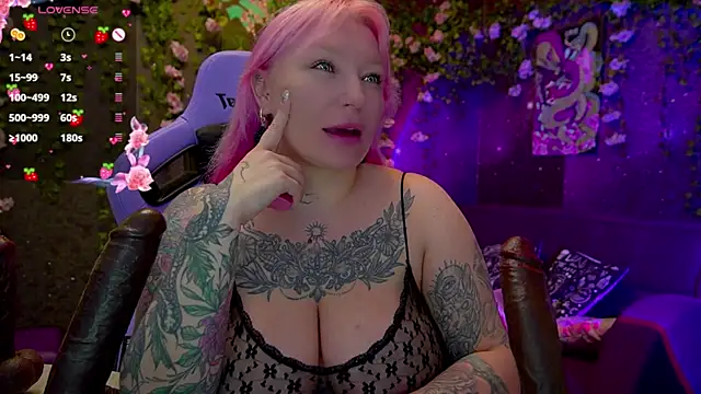 BlackedBarbie online show from November 22, 7:13 pm