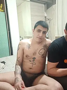 Snapshot of Kadir1320@xh chatting on March 17, 10:06 pm Kadir1320xh online show from March 17, 10:06 pm