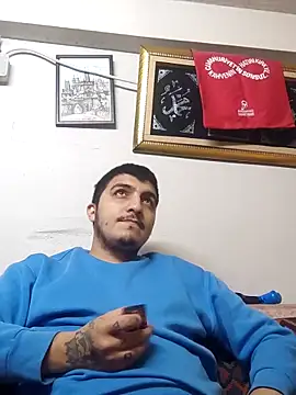 Snapshot of Kadir1320@xh chatting on March 1, 11:07 pm Kadir1320xh online show from March 1, 11:07 pm