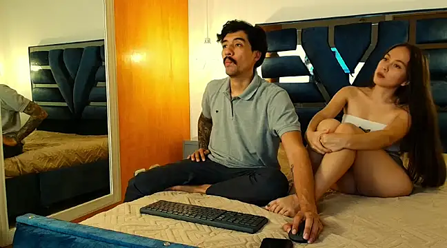 valery and Dani  online show from March 11, 8:42 pm