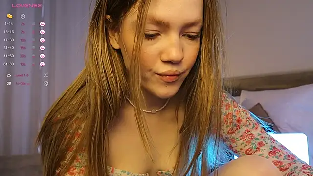 Snapshot of sinfulsmile_ chatting on March 13, 5:22 am sinfulsmile online show from March 13, 5:22 am