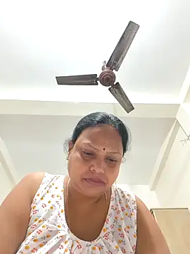 Snapshot of Arohi35 chatting on September 24, 5:49 pm Arohi35 online show from September 24, 5:49 pm