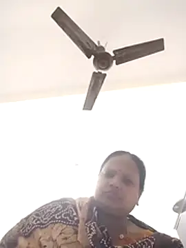 Snapshot of Arohi35 chatting on February 3, 1:38 pm Arohi35 online show from February 3, 1:38 pm