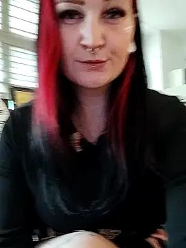 TiffiChantiT2 online show from May 15, 11:06 am
