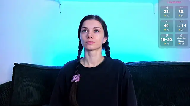 Eva McCoy online show from December 3, 9:29 am