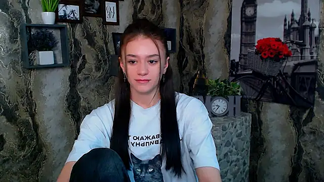 LanaTey online show from February 5, 2:22 pm