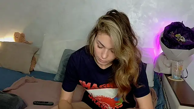 SweetDarling7 online show from December 3, 11:19 am