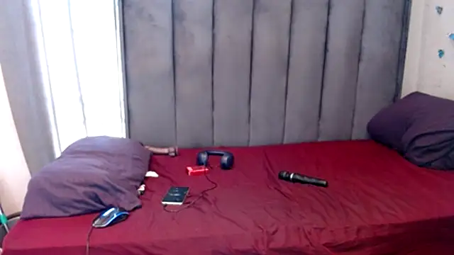 LustyDeziree1 online show from November 23, 10:37 am