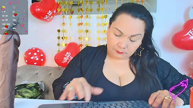 EllenaBoobs  online show from September 12, 6:24 am