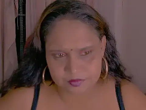 Snapshot of clover_cams1874 chatting on March 18, 4:48 pm clover cams1874 online show from March 18, 4:48 pm