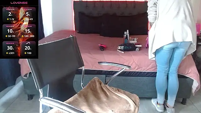 mia velvet1 online show from October 22, 3:12 pm