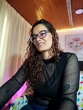 Snapshot of Rose_Thompson1 chatting on May 30, 1:30 pm Rose Thompson1 online show from May 30, 1:30 pm