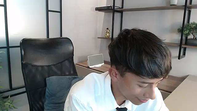 labrinthteasing online show from March 17, 11:21 pm