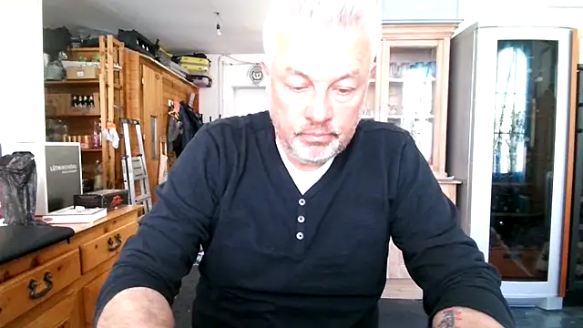 Berg Boy online show from March 20, 11:16 am