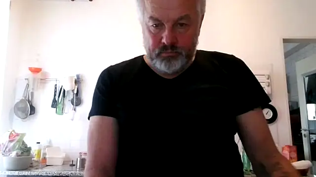 Berg Boy online show from November 24, 12:05 pm