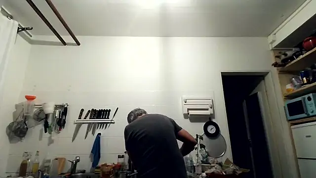 Berg Boy online show from January 13, 6:08 am