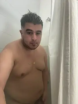 Snapshot of elninio_poya chatting on August 4, 9:28 pm elninio poya online show from August 4, 9:28 pm