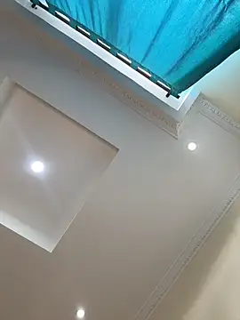 Snapshot of Ivelleee_ chatting on January 5, 7:50 pm Ivelleee online show from January 5, 7:50 pm