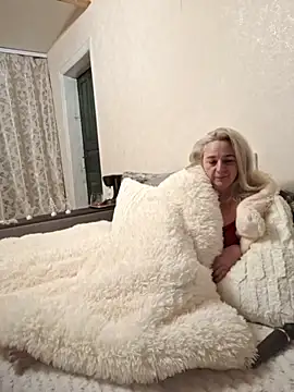 Snapshot of my_Kazka chatting on December 22, 4:15 pm my Kazka online show from December 22, 4:15 pm