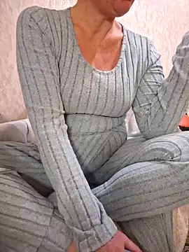 Snapshot of my_Kazka chatting on January 16, 8:24 pm my Kazka online show from January 16, 8:24 pm