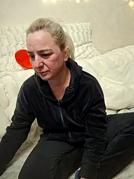 Snapshot of my_Kazka chatting on February 2, 4:17 pm my Kazka online show from February 2, 4:17 pm