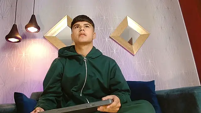 MathewAdams online show from March 17, 7:15 pm