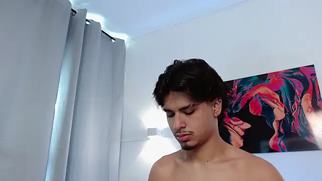 MathewAdams online show from October 8, 6:27 pm