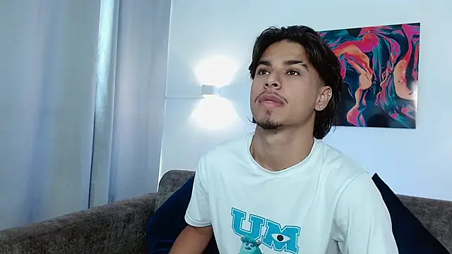 MathewAdams online show from November 17, 1:39 pm