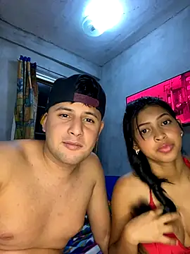 Snapshot of Mr_brian03 chatting on September 26, 3:21 am Mr brian03 online show from September 26, 3:21 am