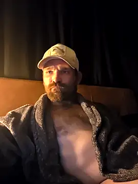 Snapshot of LKC94 chatting on February 14, 4:31 am LKC94 online show from February 14, 4:31 am