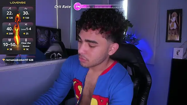 Snapshot of LucasCarterr_ chatting on October 31, 6:53 pm LucasCarterr online show from October 31, 6:53 pm